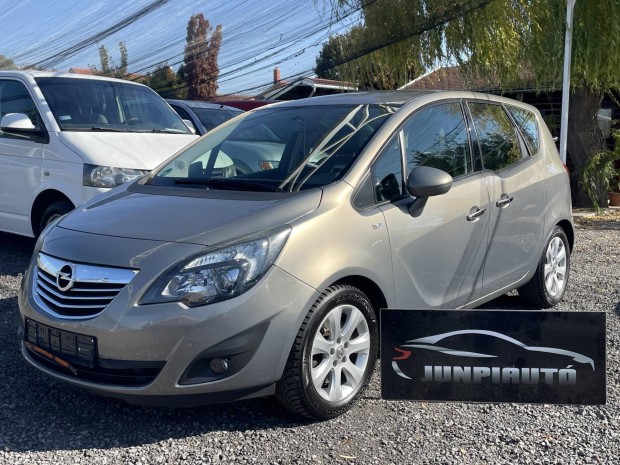 Opel Meriva B 1.4 Rengeteg extrval vonhorogga...