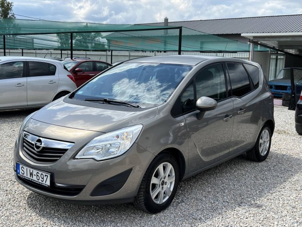 Opel Meriva B 1.4 Selection