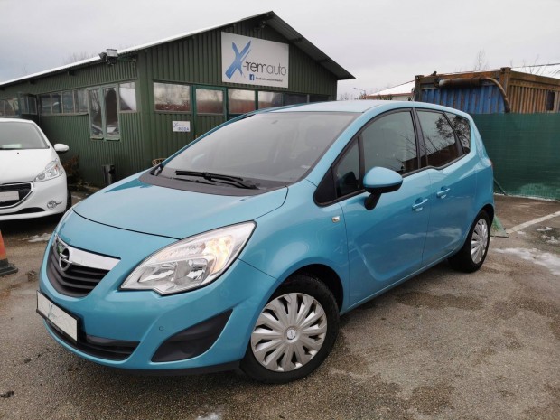 Opel Meriva B 1.4 Selection igazolhat 97 000km...