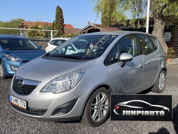 Opel Meriva B 1.4 Szép kényelmes megkímélt egyt...