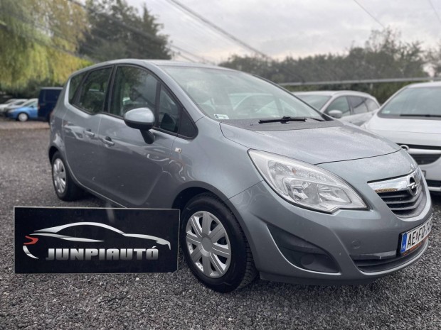Opel Meriva B 1.4 Szép megkímélt egyterű vonóho...