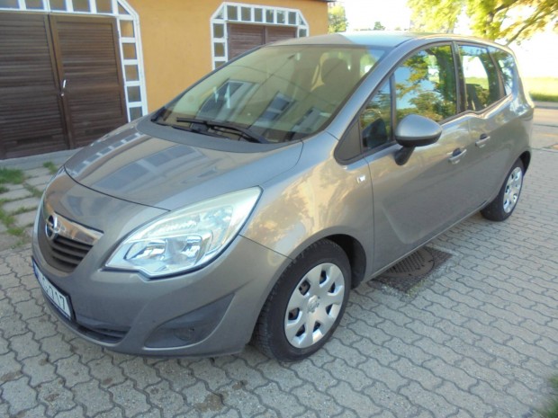 Opel Meriva B 1.4 T Active Magyarországi.Szervi...