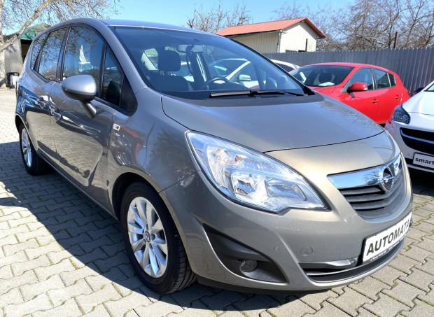 Opel Meriva B 1.4 T Active (Automata) Ülés-KORM...