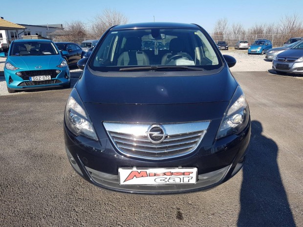 Opel Meriva B 1.4 T Cosmo Digitklma.ls-Korm...