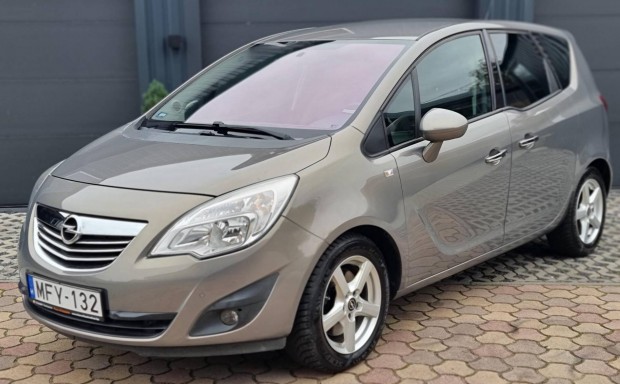 Opel Meriva B 1.4 T Cosmo Friss Szerviz. 2026.1...