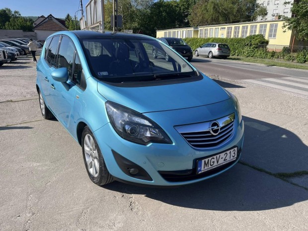 Opel Meriva B 1.4 T Cosmo Start-Stop
