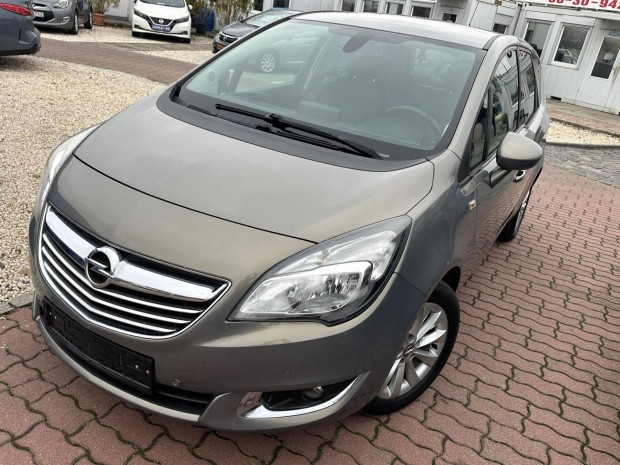 Opel Meriva B 1.4 T Cosmo Start-Stop Szerv�z Sz...