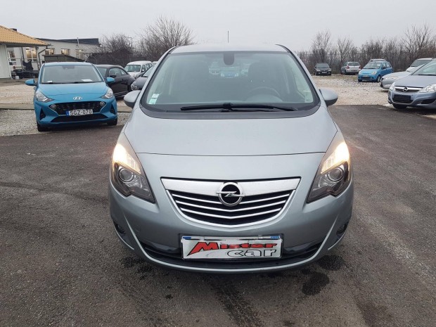 Opel Meriva B 1.4 T Enjoy Ktzns Digitklma.P...