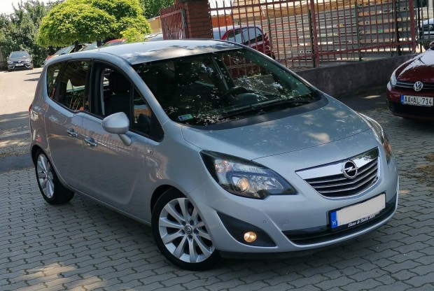 Opel Meriva B 1.4 T Enjoy Klíma.-Tempomat