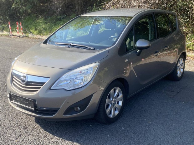 Opel Meriva B 1.4 T Enjoy Tempomat-Trsmentes