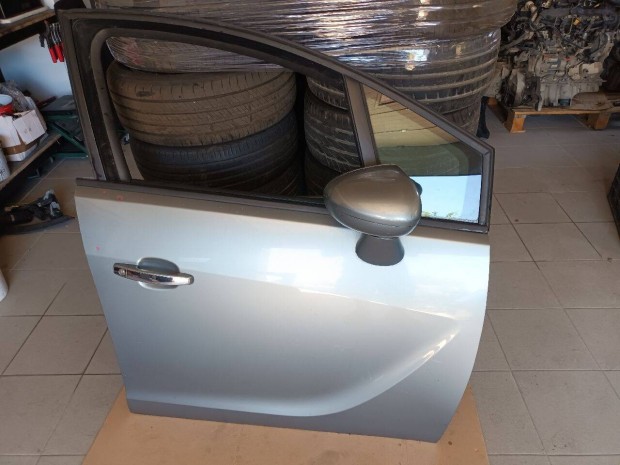 Opel Meriva B Jobb els� Ajt� sz�rke 10168 ,