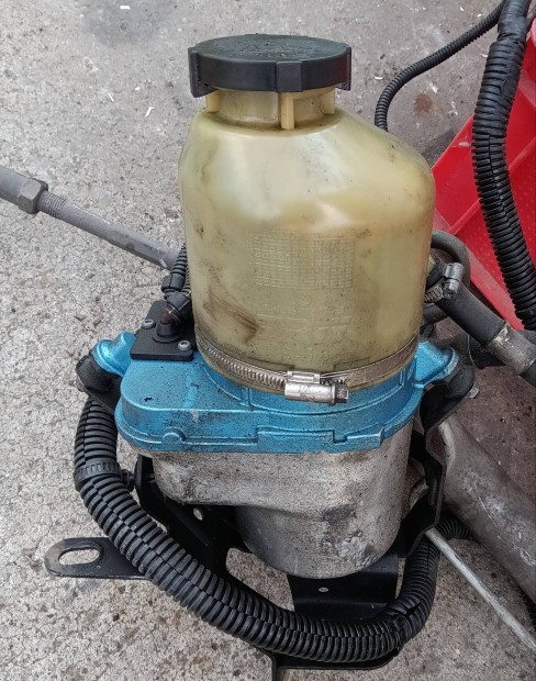 Opel Meriva B elektromos szerv� szivatty�