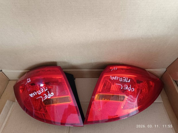 Opel Meriva B h�ts� l�mpa 