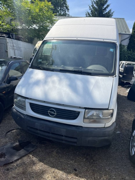 Opel Movano 2.2cdti alkatrészek