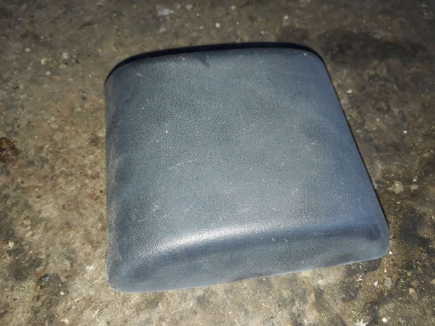 Opel Movano Bal 'B' Oszlop K�ls� Burkolat