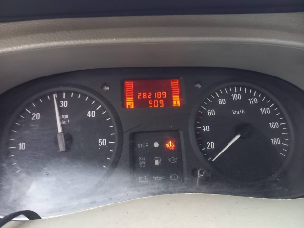 Opel Movano emelőkosaras 3.5Tgépjármű eladó.