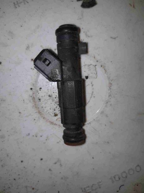 Opel Omega A Injektor / Porlaszt� / Befecskendez�