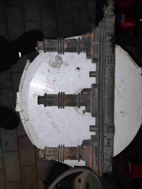 Opel Omega B Gy�jt�traf�