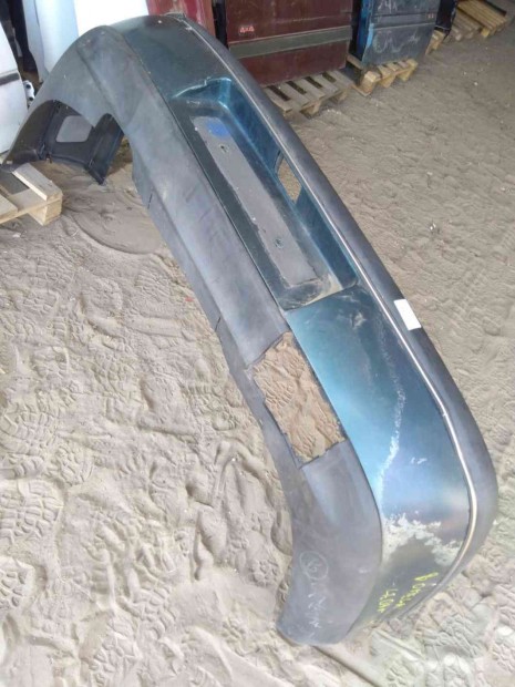 Opel Omega B H�ts� L�kh�r�t�