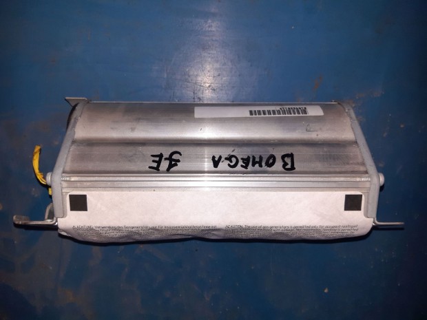 Opel Omega B Jobb Els� Oldall�gzs�k