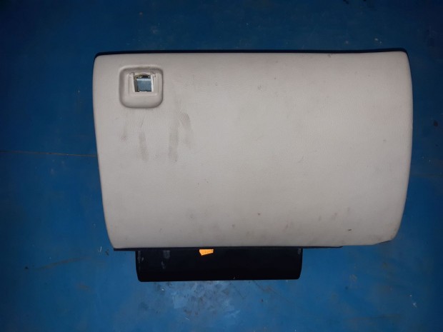 Opel Omega B Keszty�tart�