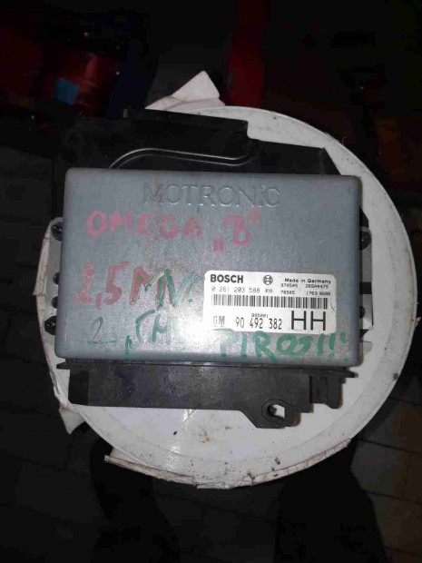 Opel Omega B Motorvez�rl� / ECU