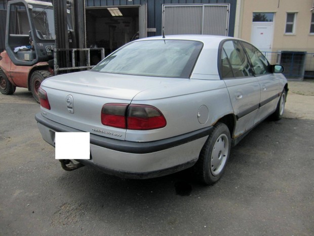 Opel Omega B bontott alkatrészek eladók