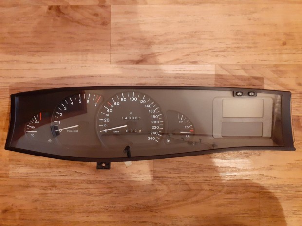 Opel Omega B kilométeróra alkatrésznek eladó