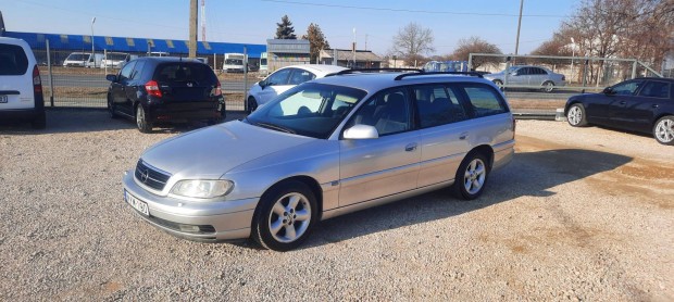 Opel Omega Caravan 2.2 DTI Comfort