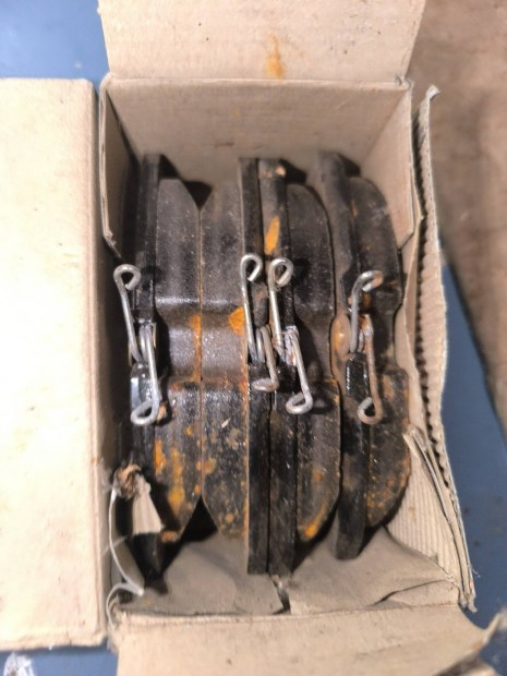 Opel Omega h�ts� f�kbet�t 