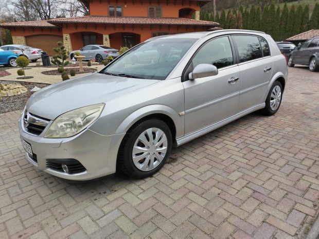 Opel Signum 3.0 V6 CDTI Cosmo (Automata) Full E...