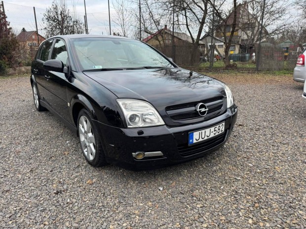 Opel Signum 3.0 V6 CDTI Sport (Automata)