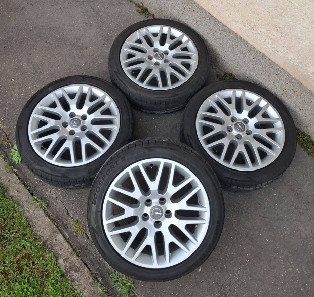 Opel Speedline gyári alufelni 18" 5x110 nyári gumival