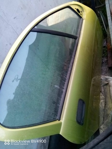 Opel Tigra ajt jobb oldali