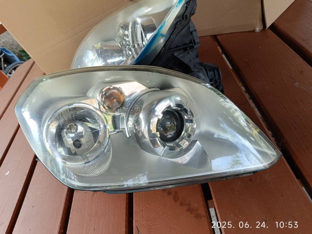 Opel Tigra els fnyszr 