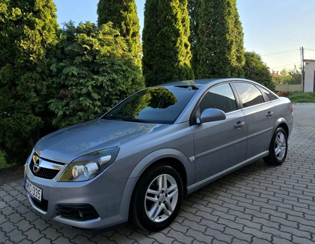 Opel Vectra 1.9 CDTI Cosmo