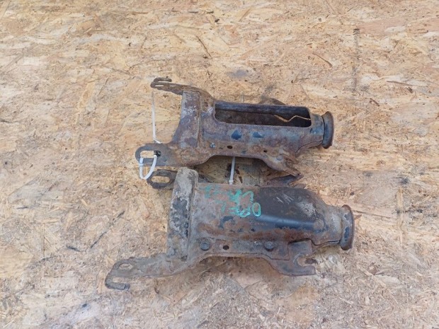 Opel Vectra B (1997-2002) H�ts� Rug�t�ny�r P�r