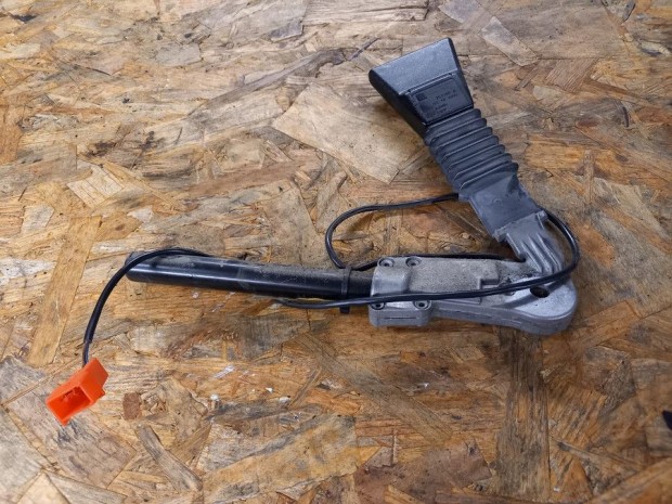 Opel Vectra B (1997-2002) Jobb Els� �vfesz�t�patron