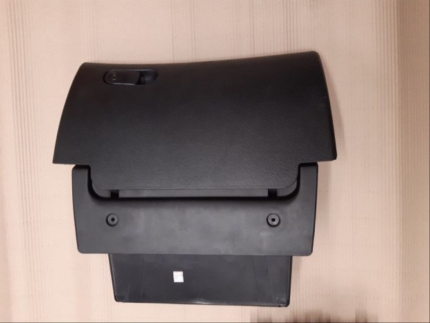 Opel Vectra B (1997-2002) Keszty�tart�