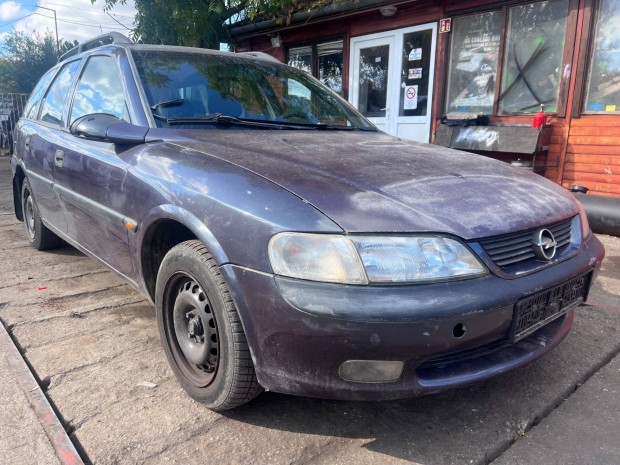 Opel Vectra B (1997) 1.6i X16Xel Alkatrszek #M3222