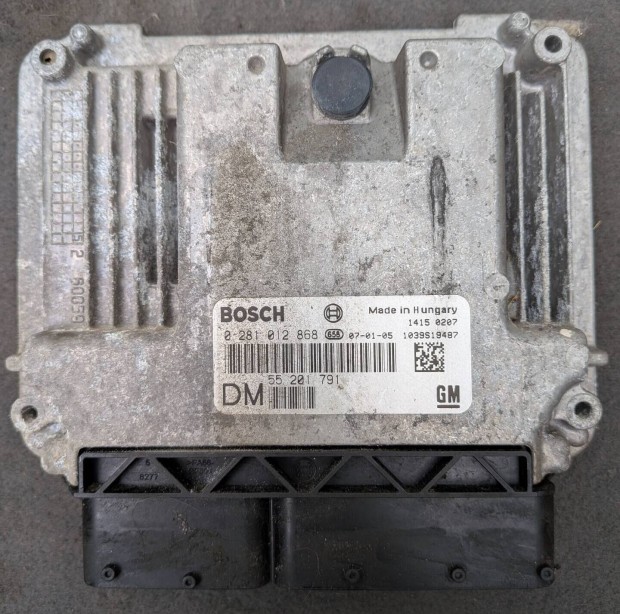 Opel Vectra C 1.9CDTI motorvezrl 55 201 791 DM