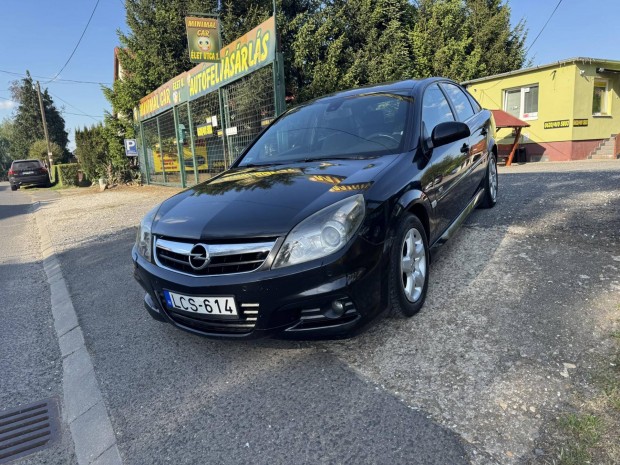 Opel Vectra C 1.9 CDTI Sport OPC Line
