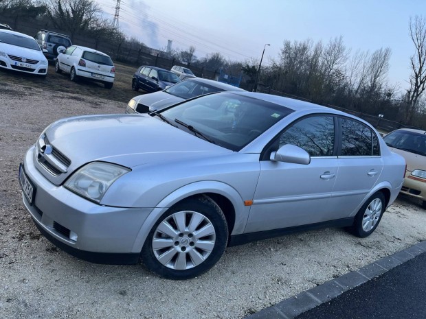 Opel Vectra C 2.2 Comfort