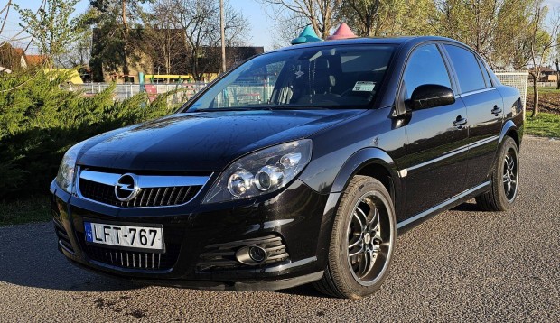 Opel Vectra C 2.2 Elegance