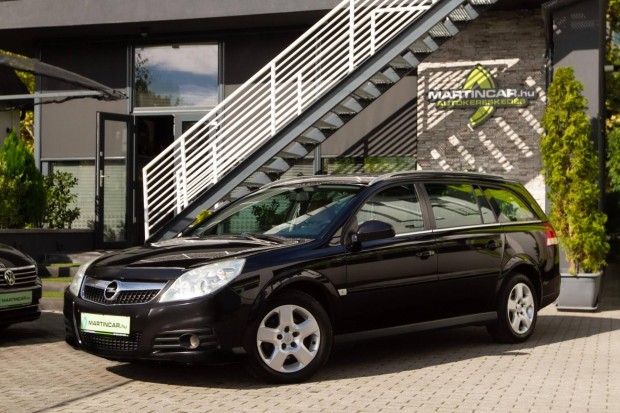 Opel Vectra C Caravan 1.9 CDTI Cosmo Sapphire B...
