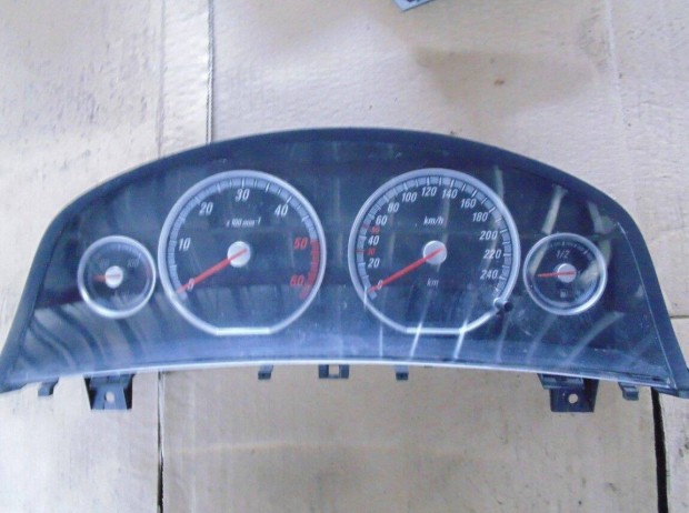 Opel Vectra C Signum 3.0 km óra, óracsoport