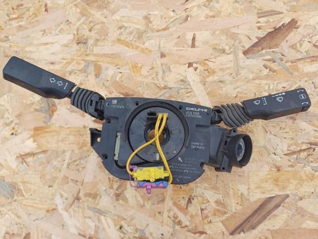 Opel Vectra C (2002-2009) Kormnykapcsol