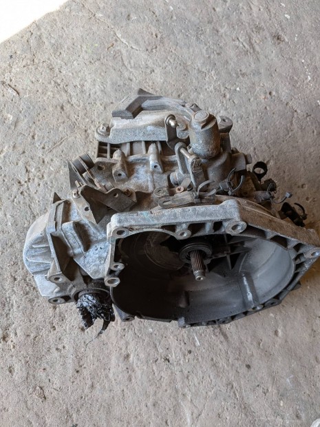 Opel Vectra C, Astra H, Zafira B 1.9CDTI M32 v�lt� 