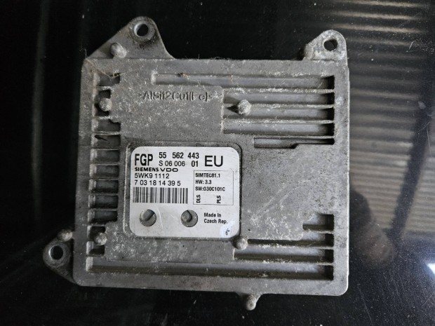 Opel Vectra C, Signum 2.2 z22yh motorvezrl ecu 55562443