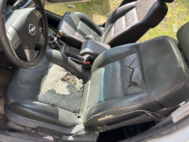 Opel Vectra C kombi br ls bels krpit ajtkrpit 
